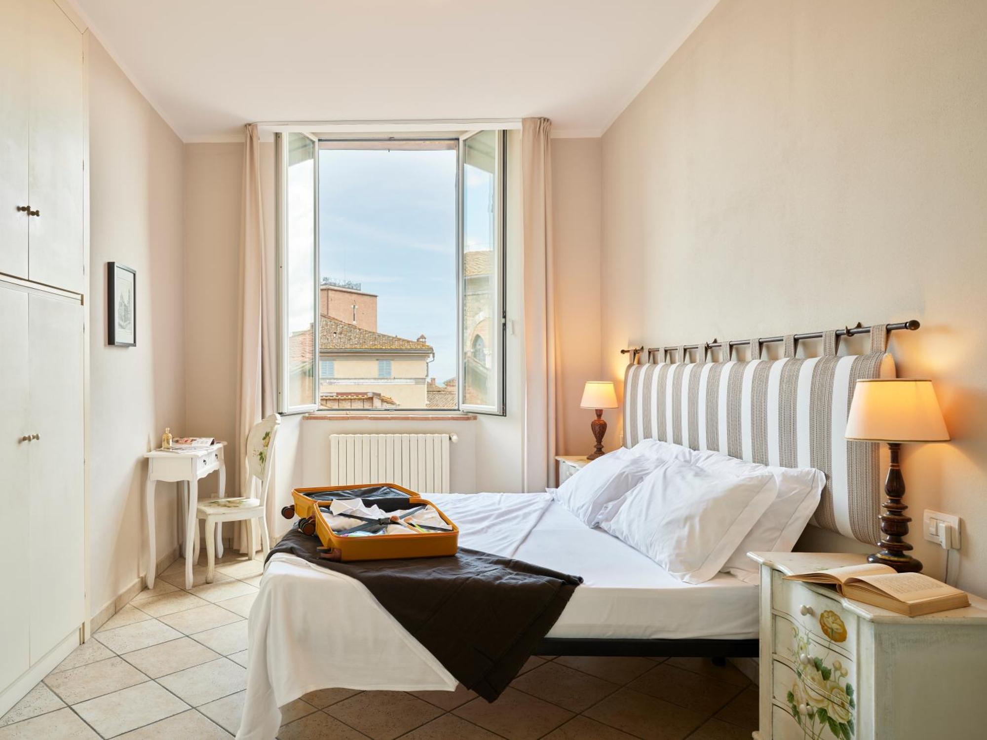 I Terzi Di Siena - Rooms Only ภายนอก รูปภาพ